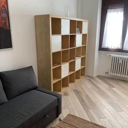 Andrea Apartamento Milán